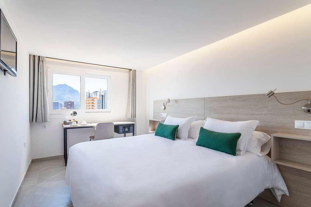 Halley Hotel & Apartments Affiliated By Melia Benidorm Phòng bức ảnh